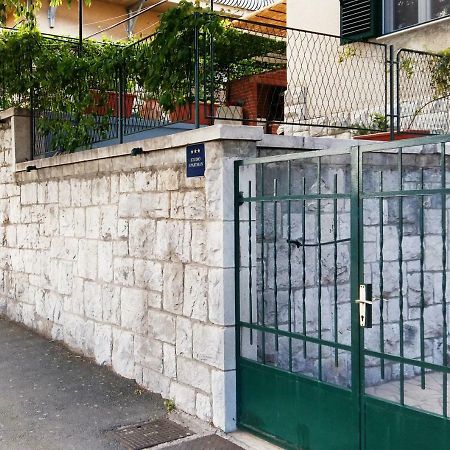 Studio Apartman Kacunic سبليت المظهر الخارجي الصورة